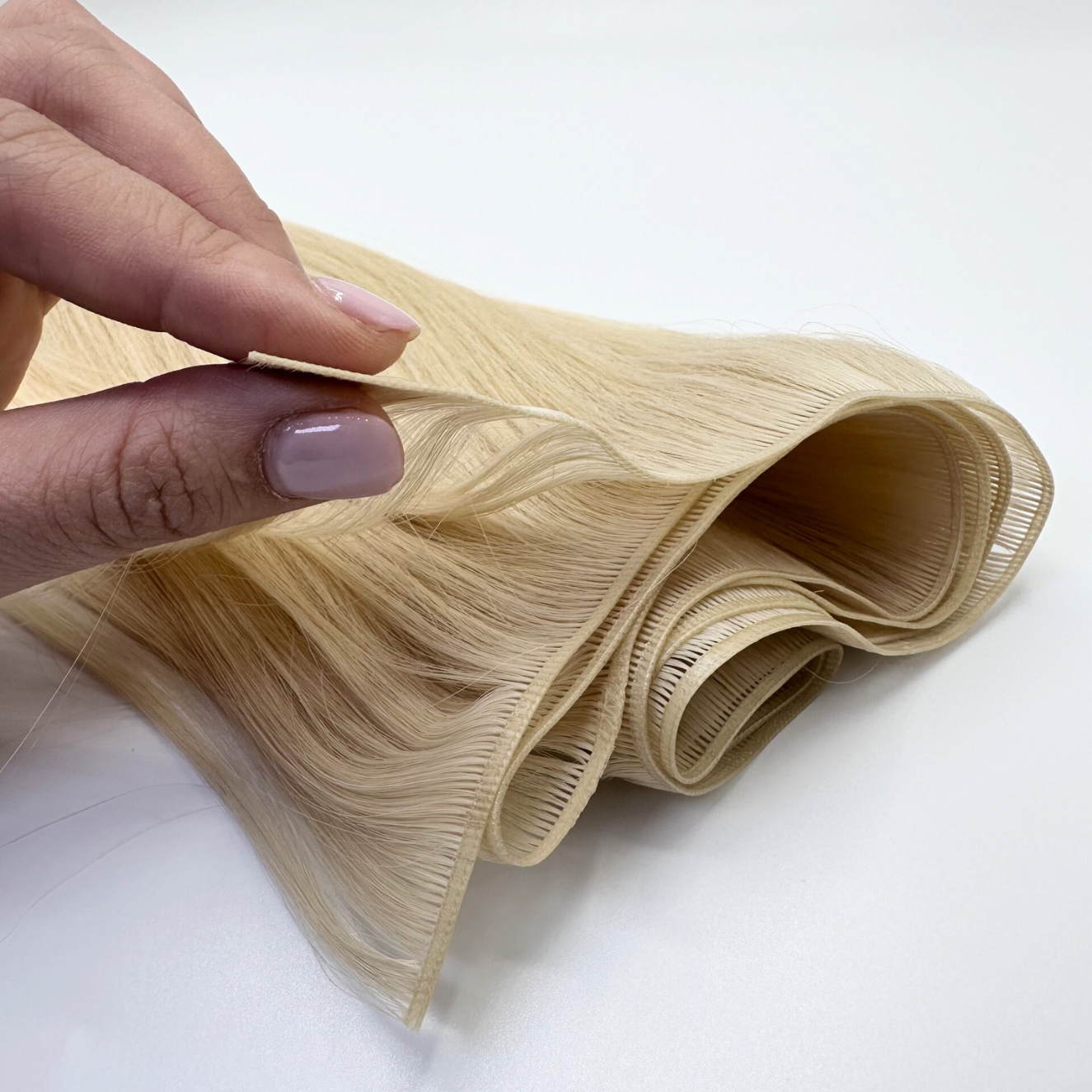 Genius Weft #12/DB2 - Highlight - Copper Golden Blonde/Light Golden Blonde - 50cm/20in/80g