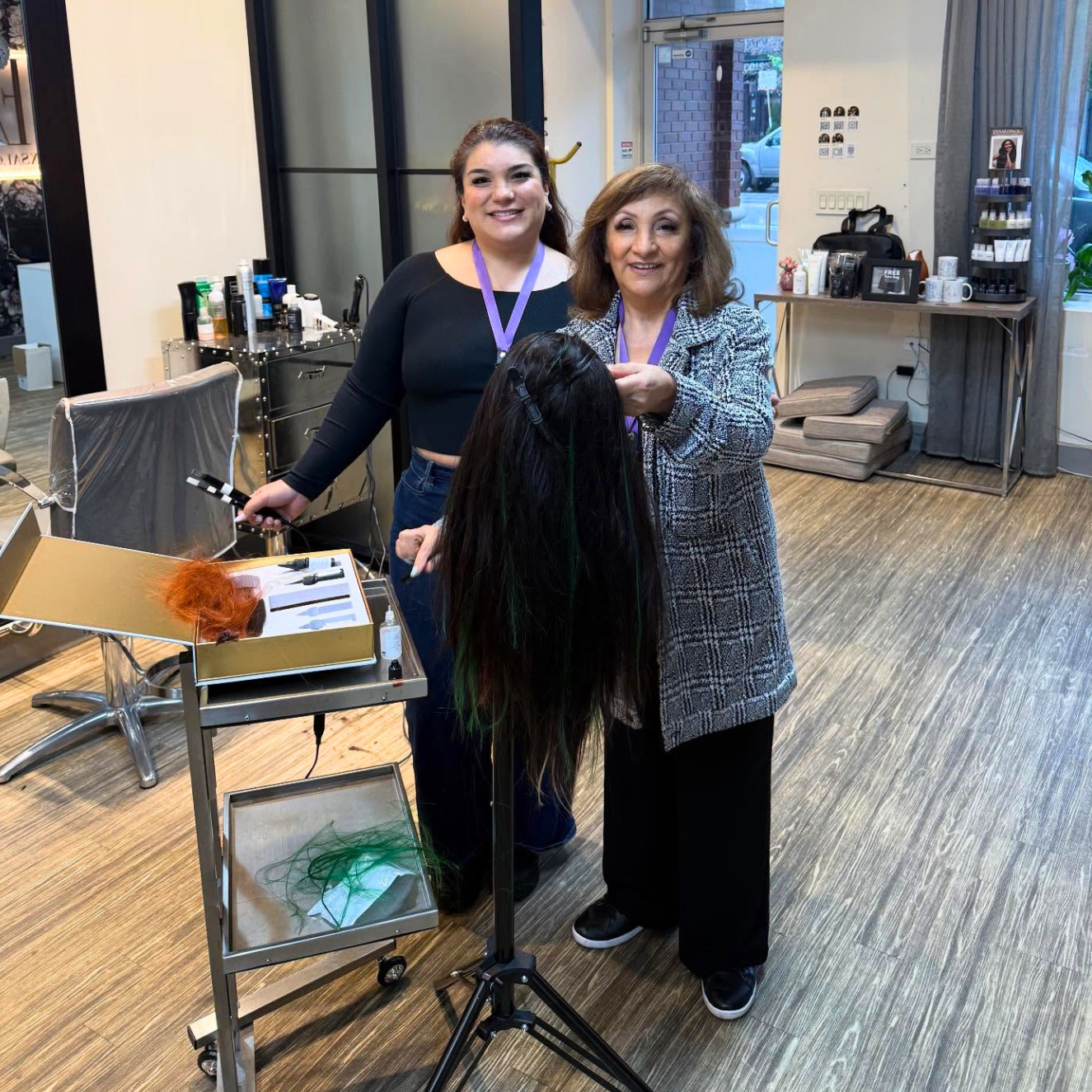Spanish V-Light Hair Extension Certification Course with Kit Education Tony Odisho Wholesale 