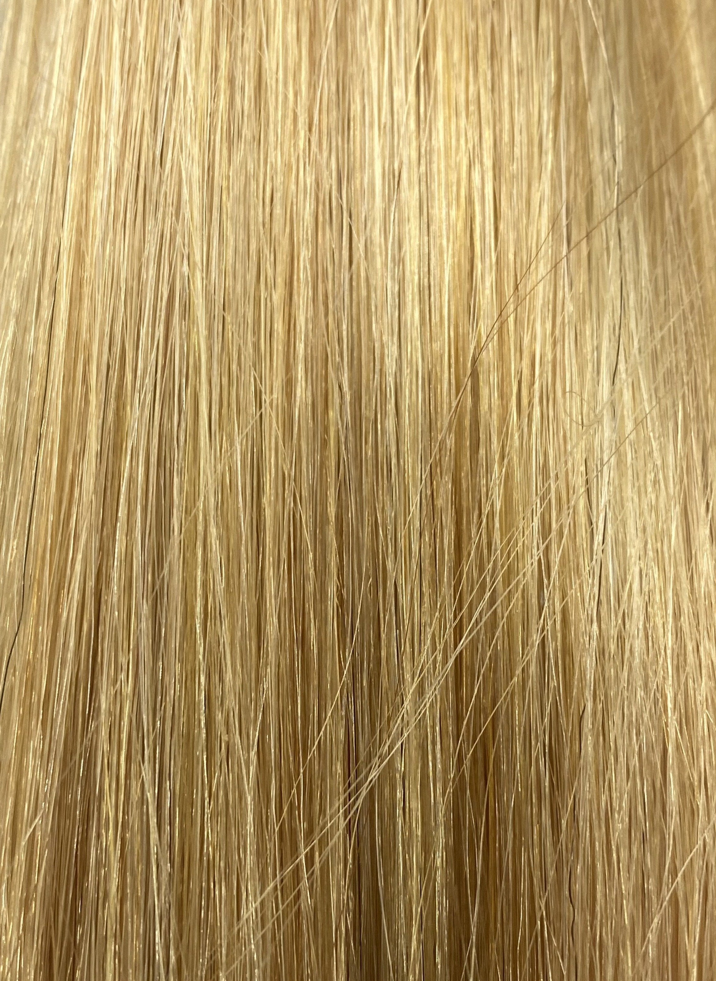 FUSION HIGHLIGHT #140 GOLDEN ULTRA BLONDE 50CM/ 20 INCHES  -  20 GRAMS - Image 1